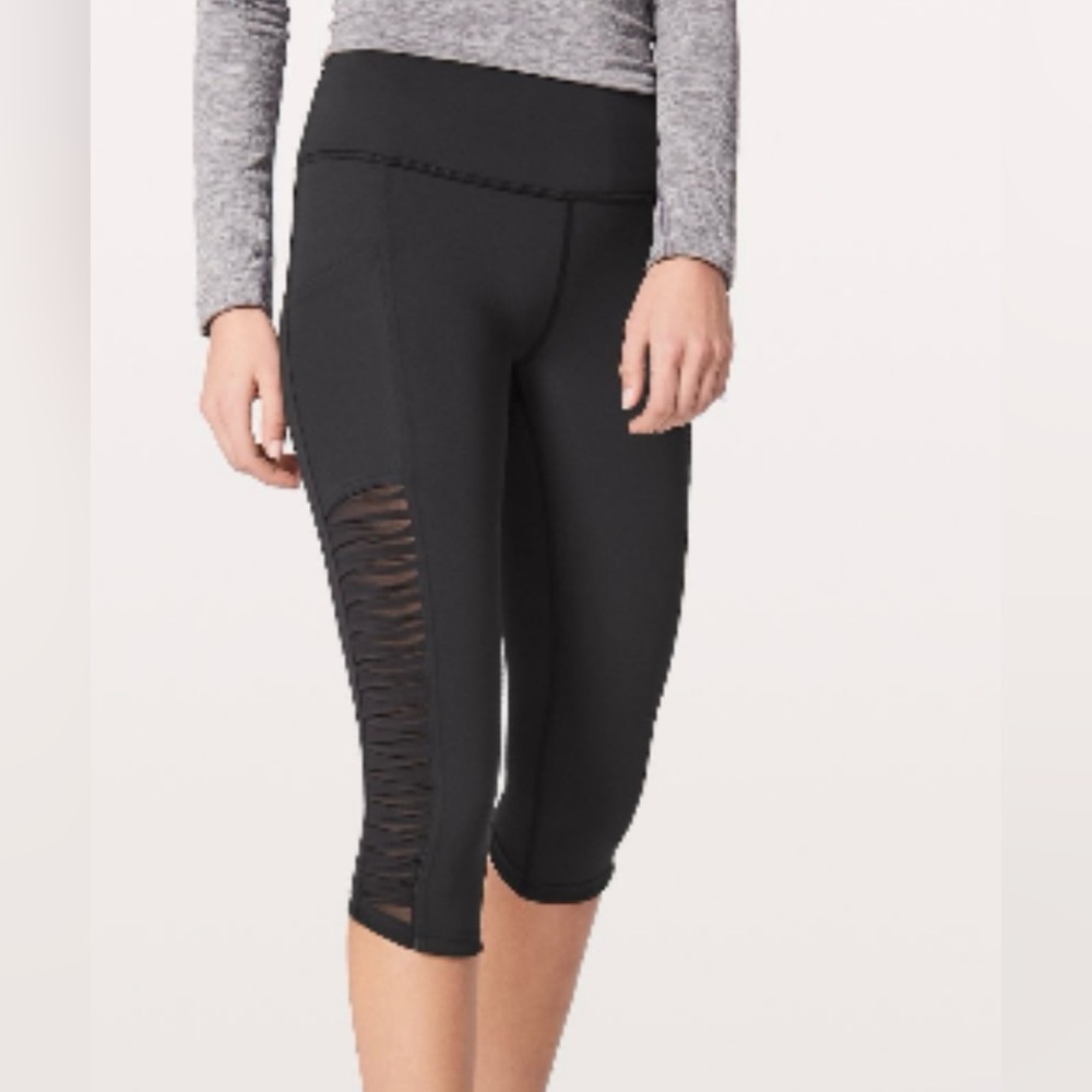 Lululemon sharp turns crop 17’’